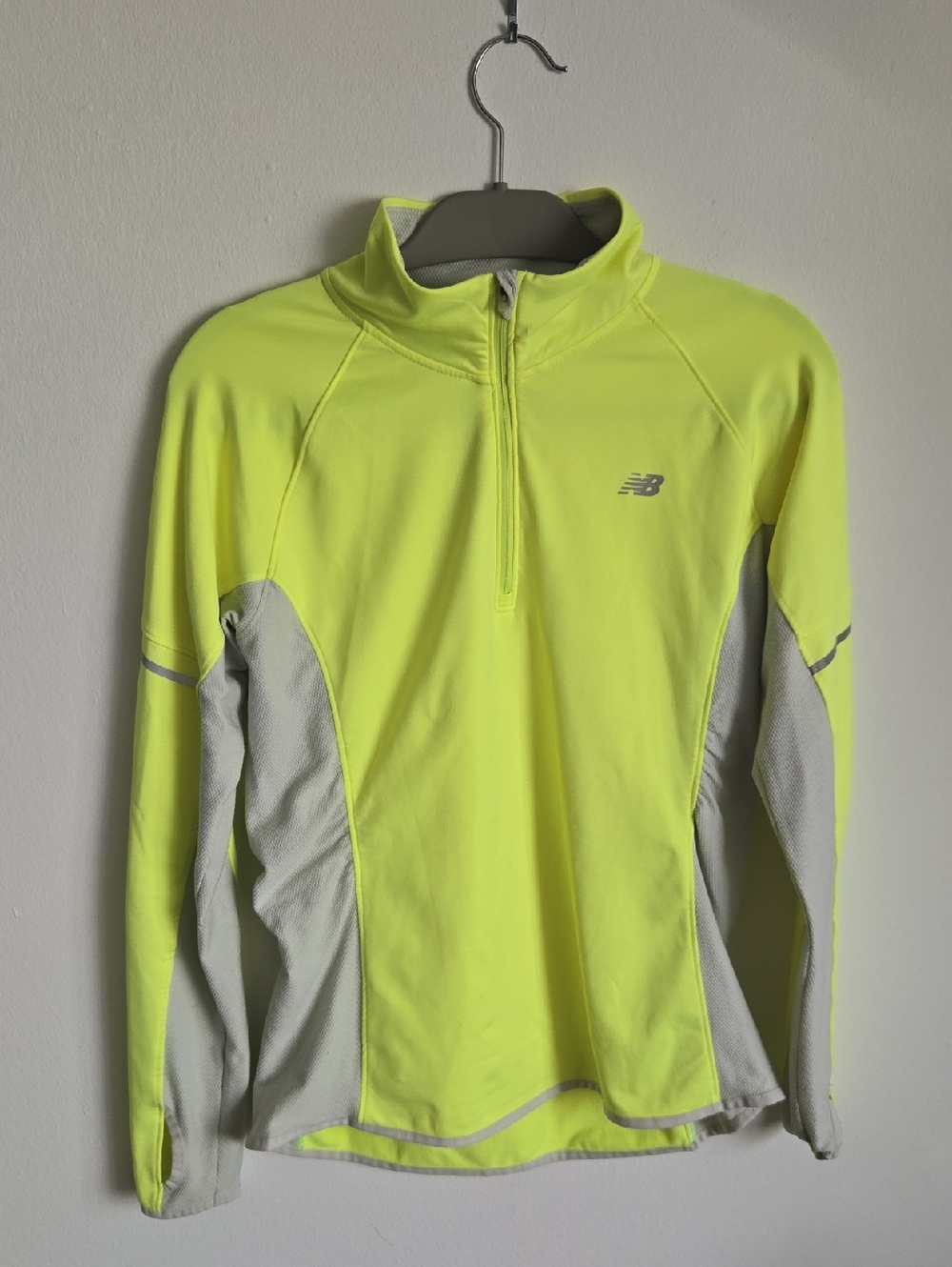 New Balance High-Vis Yellow & Light Gray Half-Zip Pullover - M